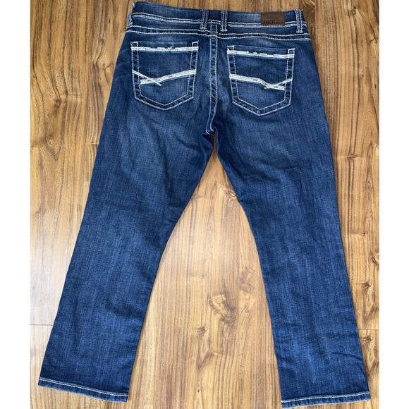 BKE Harper Buckle Womens Crop Capri Jeans Size 31 Blue Mid Rise Straight Stretch - Picture 2 of 7